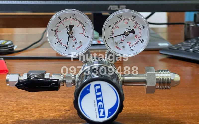 Bộ điều chỉnh áp suất  độ chính xác cao LITEN R11LM ( N2, O2, Ar, He, H2 ) bao gồm van bi + ball valve 1/4